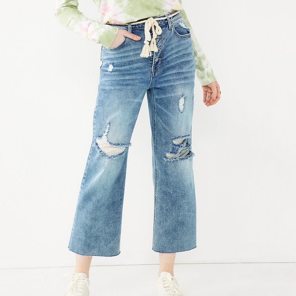 New Juniors' SO Wide Leg Jeans Belted Exposed Button